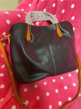 Black leather medium size bag NWOT